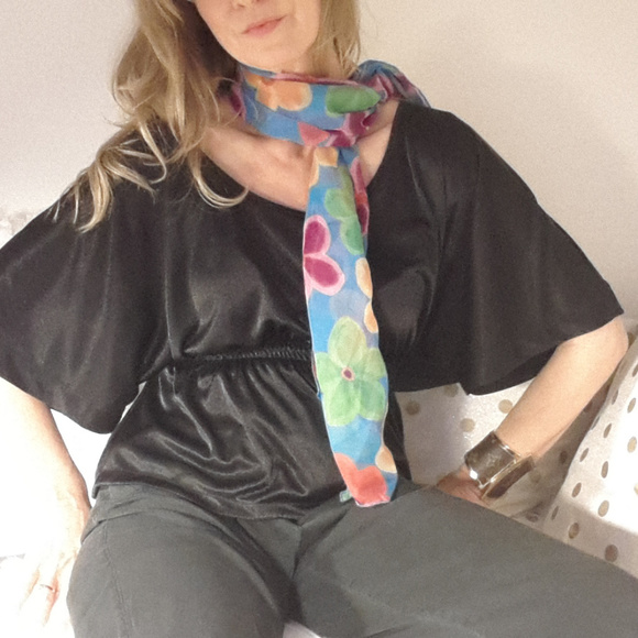 Bikini waist Wrap Floral Scarf Large Wrap Shoulder  - Versatile Long Scarf - Picture 6 of 6